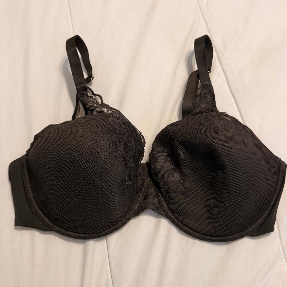 Natori Feathers Contour Plunge Underwire Bra